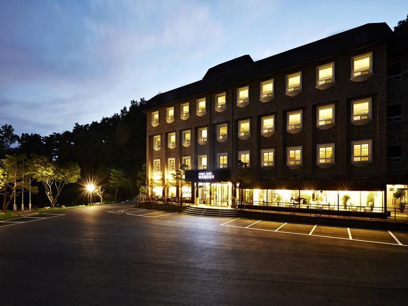 Hotel Namoo Cheong-Ju Чеонджу Екстериор снимка